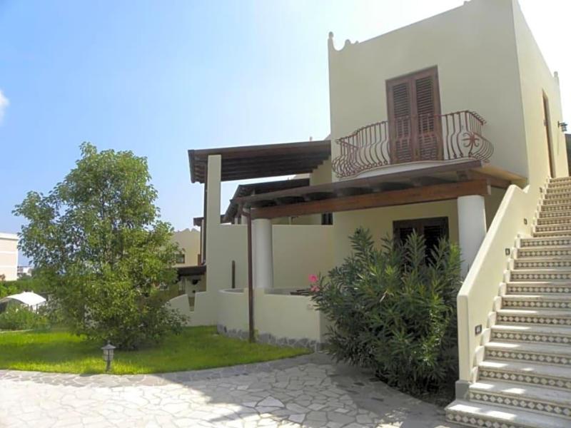 Hotel Borgo Eolie — general view