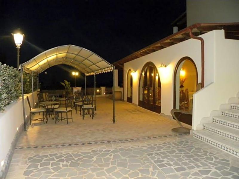 Hotel Borgo Eolie — general view