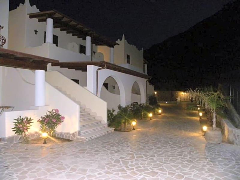 Hotel Borgo Eolie image