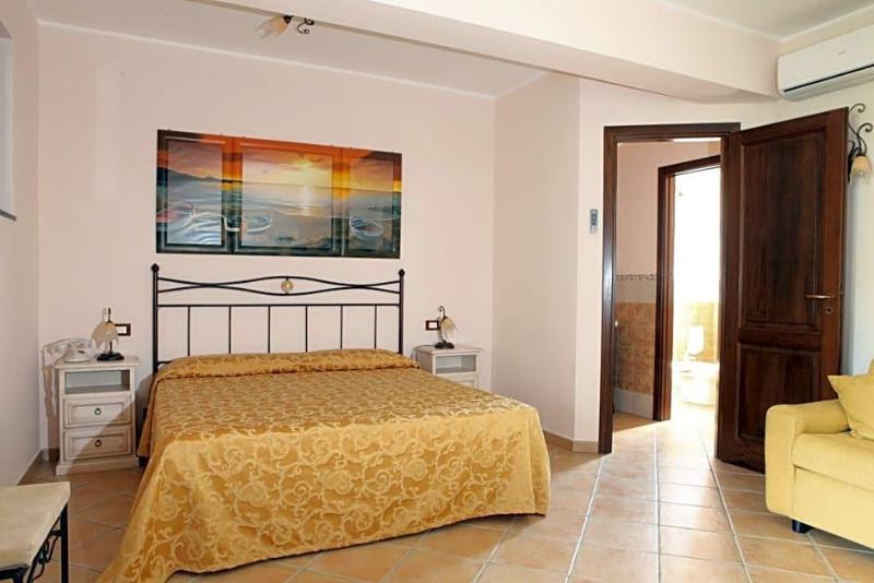 Hotel Borgo Eolie image