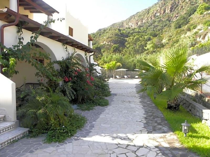 Hotel Borgo Eolie image