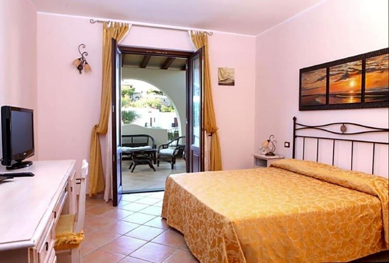 Hotel Borgo Eolie image