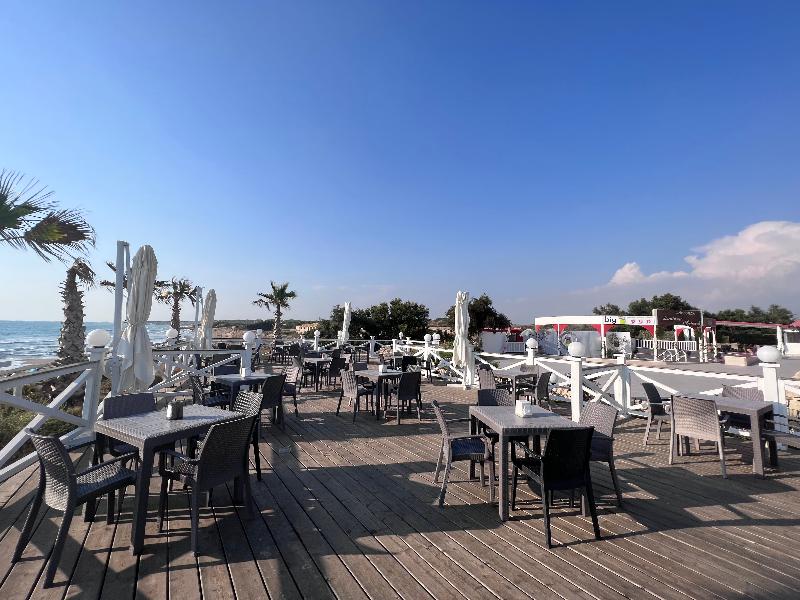 Kamarina Resort image