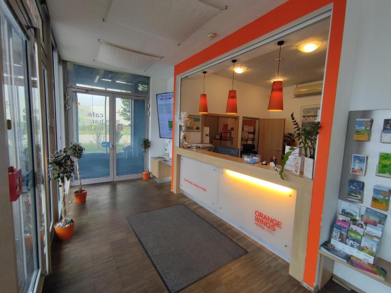 Orange Wings Wiener Neustadt image