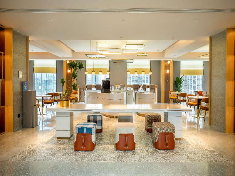 Maple Leaf City Hotel image
