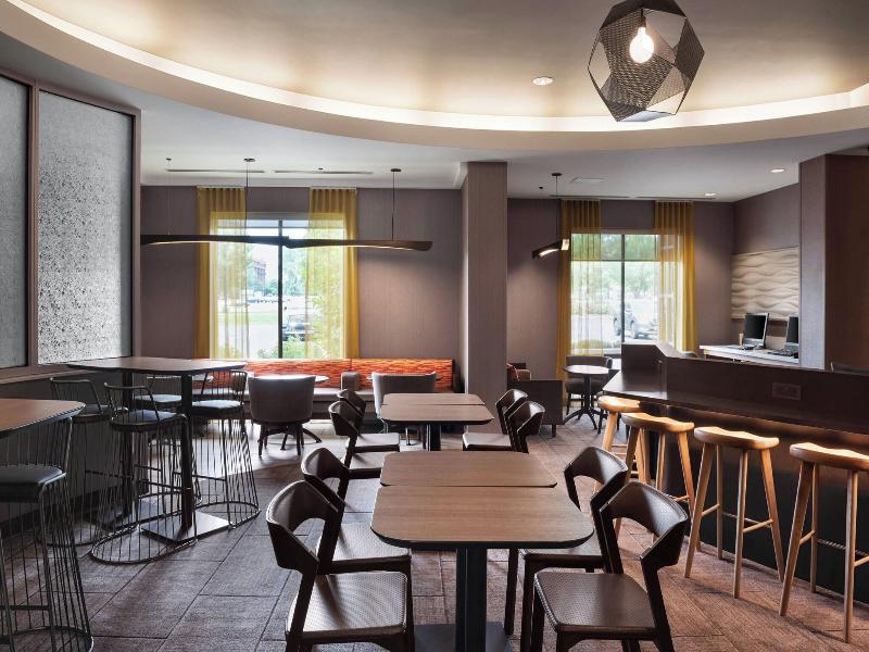 Springhill Suites Syracuse Carrier Circle