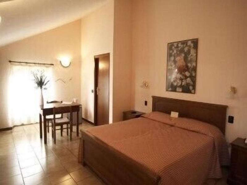 Hotel & Residence Sant'Uberto image