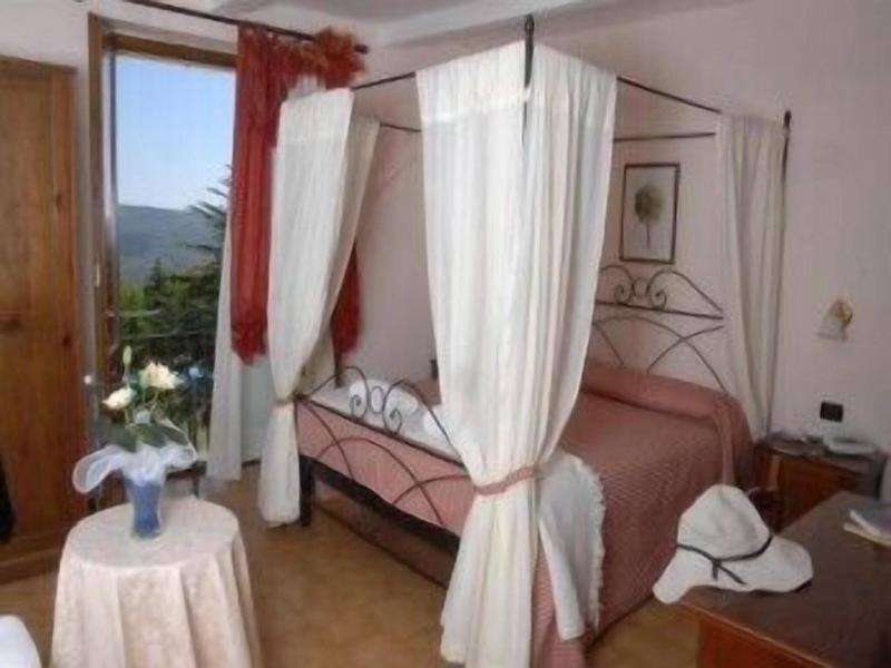 Hotel & Residence Sant'Uberto image