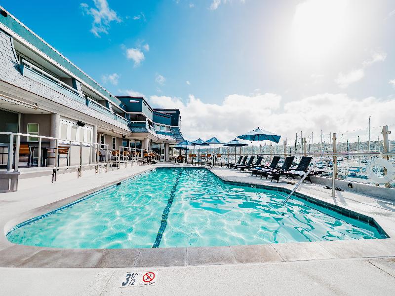 Bay Club & Marina image
