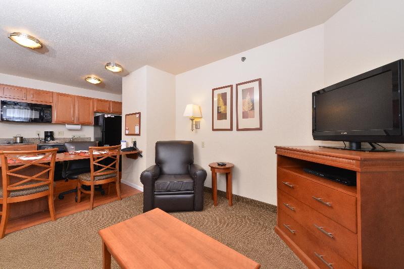 Candlewood Suites Springfield