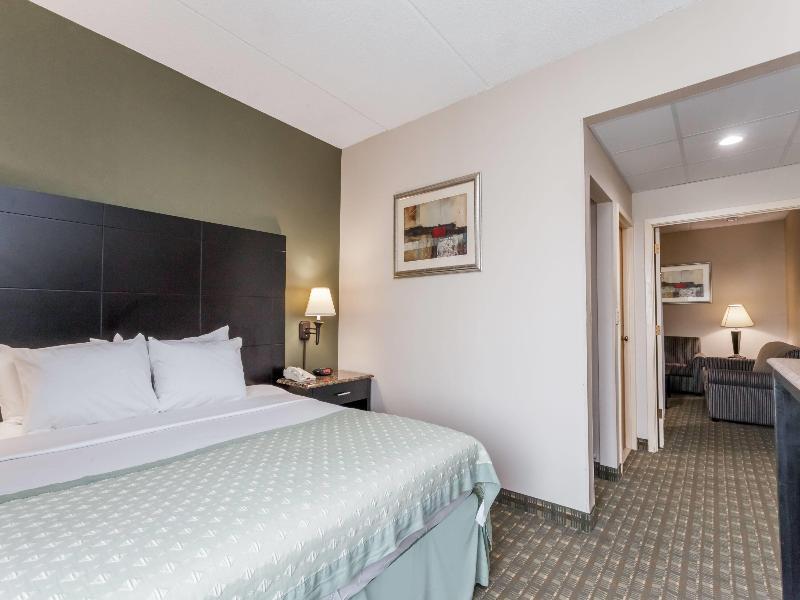 Ramada By Wyndham Newburgh/West Point image