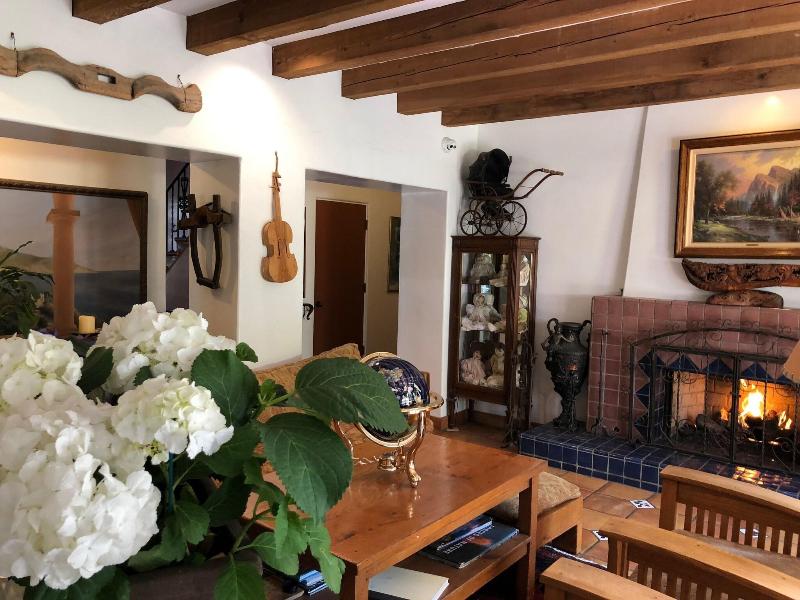Villa Rosa Inn image