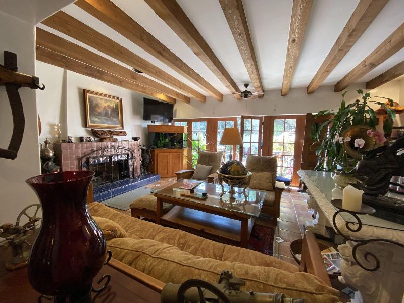 Villa Rosa Inn image
