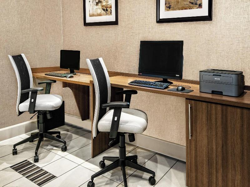 Towneplace Suites San Antonio Downtown image
