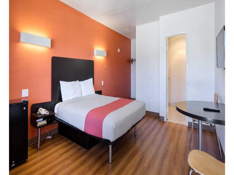 Motel 6 Santa Fe, Nm - Downtown photo 11