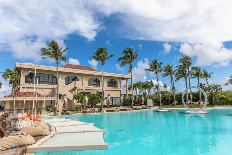 Coral Ocean Point Resort image