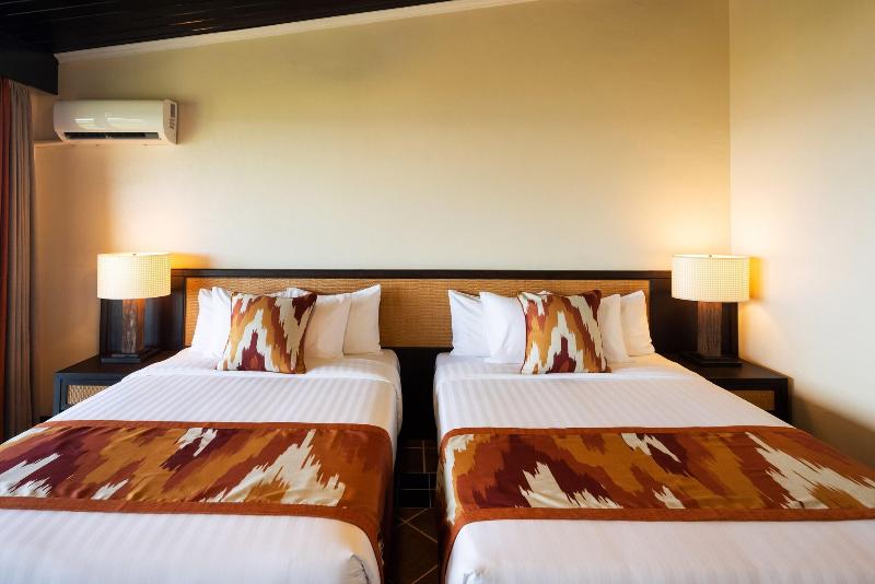 Coral Ocean Point Resort image