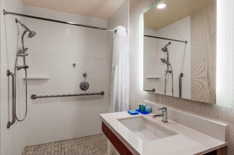 Holiday Inn Express Hotel & Suites Oroville Lake photo 14