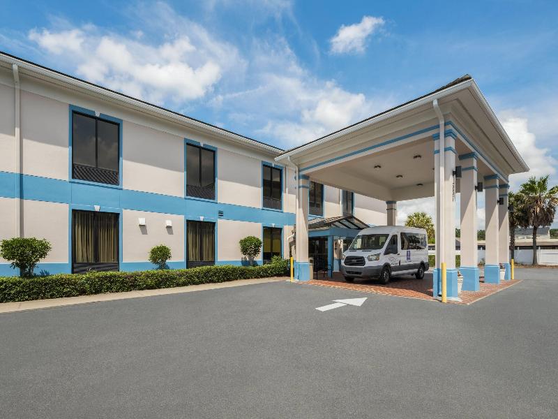 Baymont By Wyndham Savannah/Garden City image