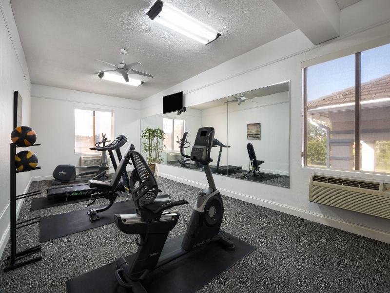 Baymont By Wyndham Savannah/Garden City image