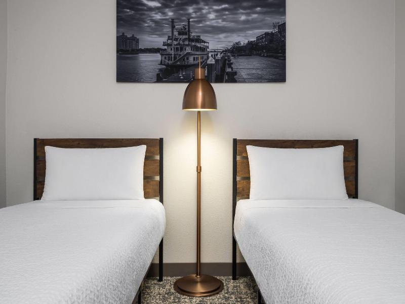 Baymont By Wyndham Savannah/Garden City image