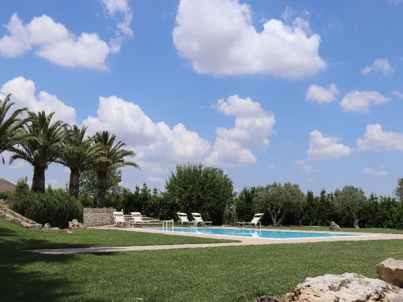 Tenuta AGUGLIA Noto image