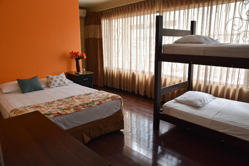 Hostel Casa Colon image