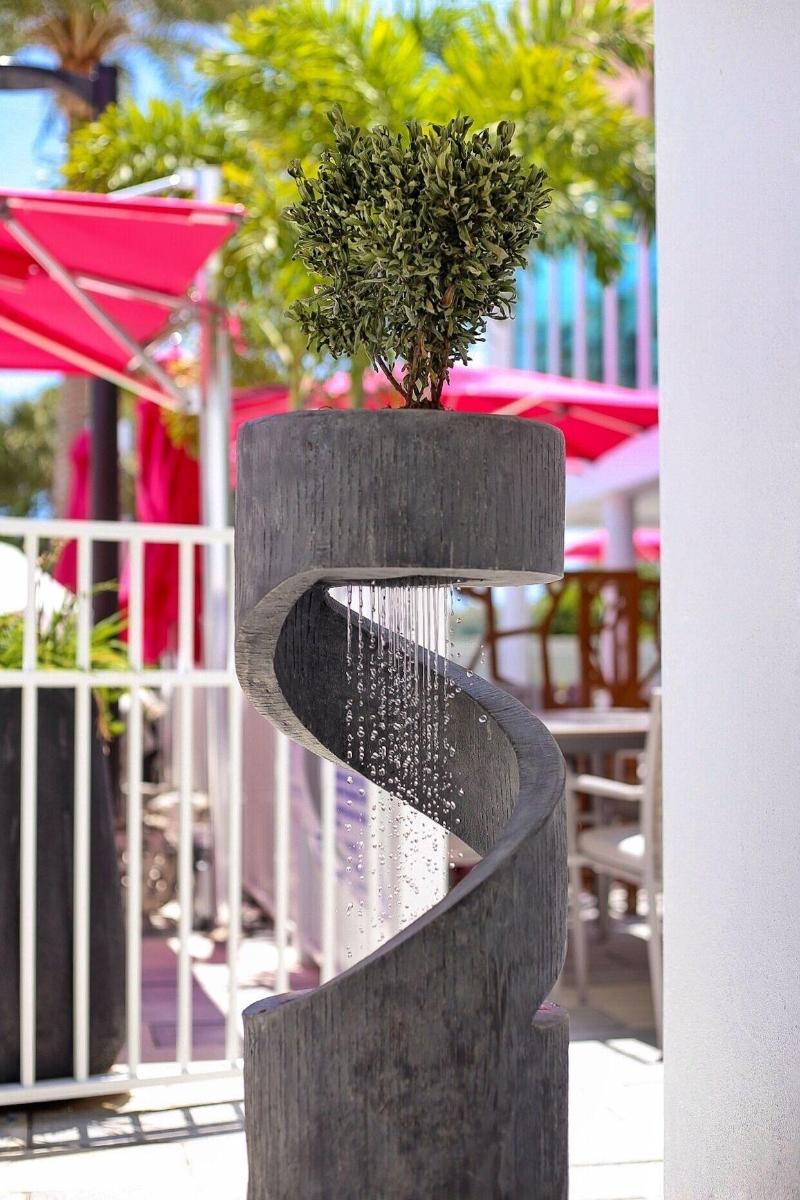 Sundial Motel image