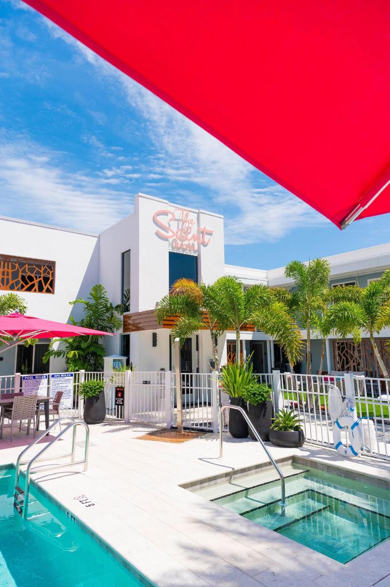 Sundial Motel image