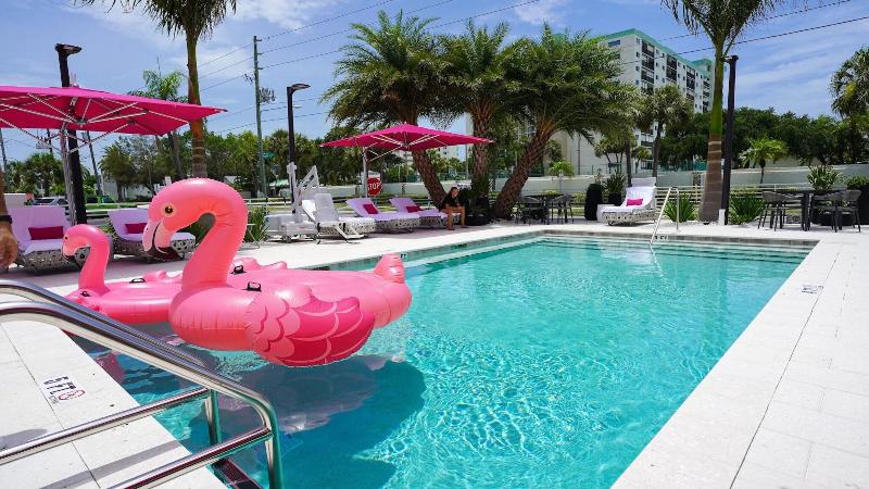 Sundial Motel image
