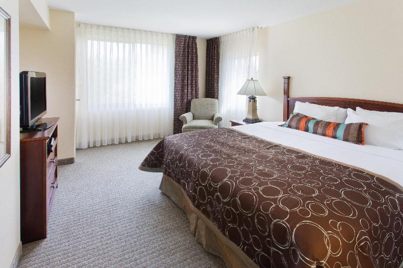 Staybridge Suites Everett - Paine Field — photo 2