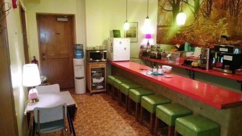 Holiday Music Motel image