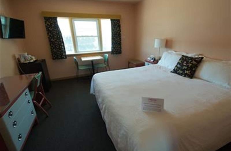 Holiday Music Motel image