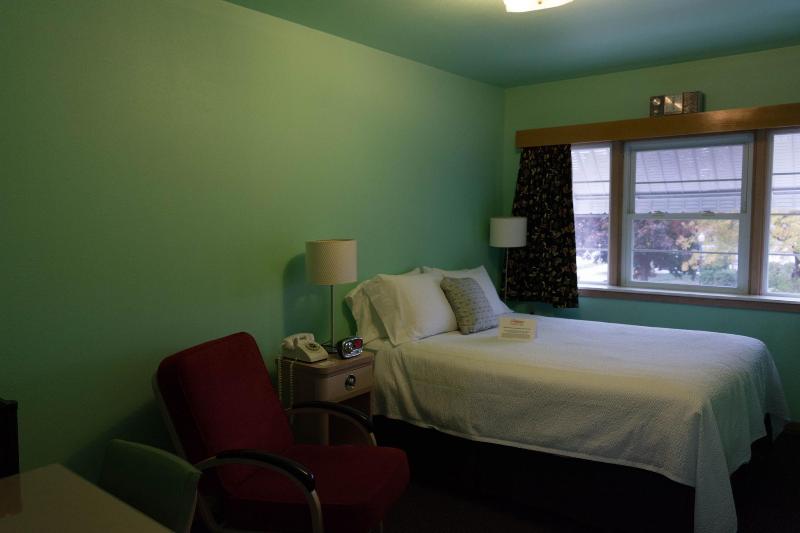 Holiday Music Motel image