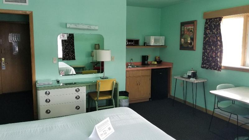 Holiday Music Motel image