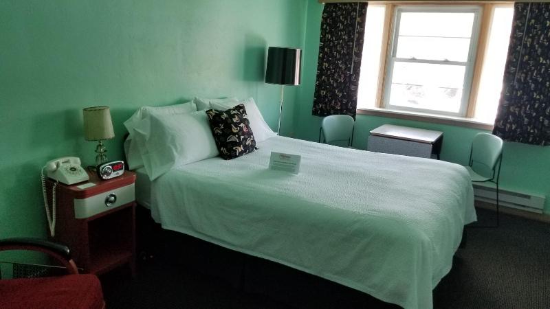Holiday Music Motel image