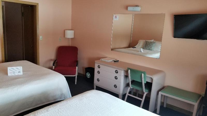 Holiday Music Motel image