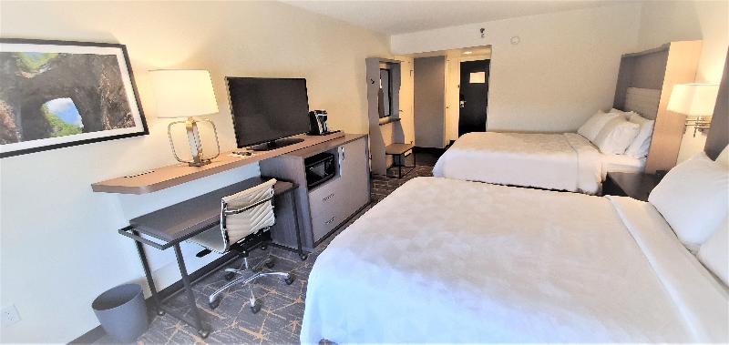 Holiday Inn Staunton Conference Center image