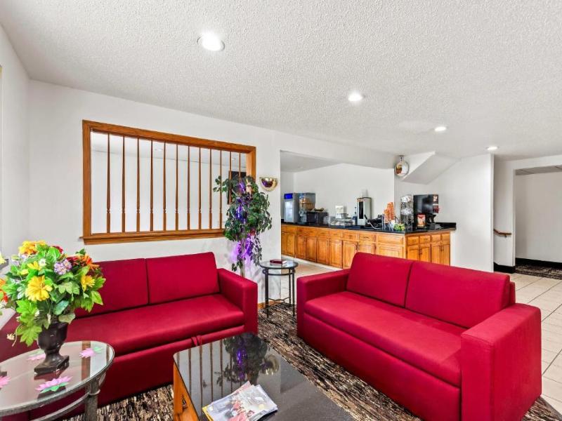 Quality Inn & Suites Howe - Sturgis image