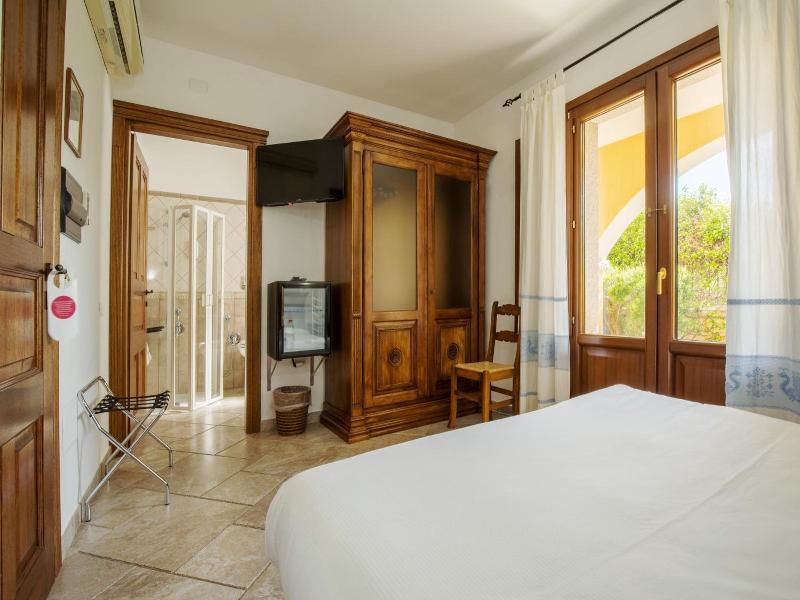 Hotel Sa Suergia image