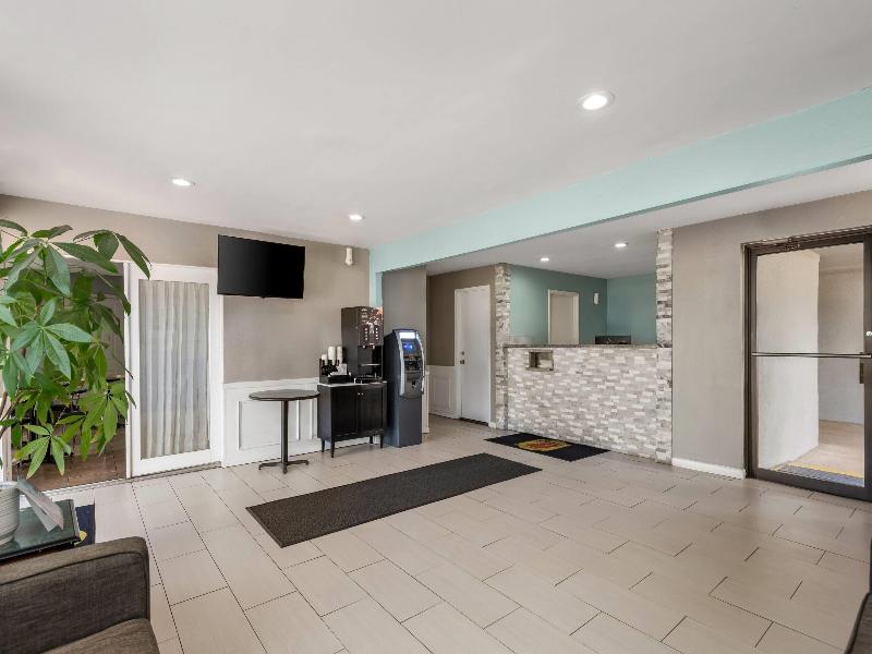 Super 8 By Wyndham Bossier City/Shreveport Area