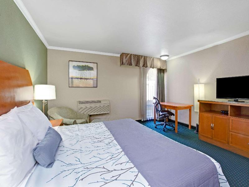 Days Inn By Wyndham San Jose Convention Center image