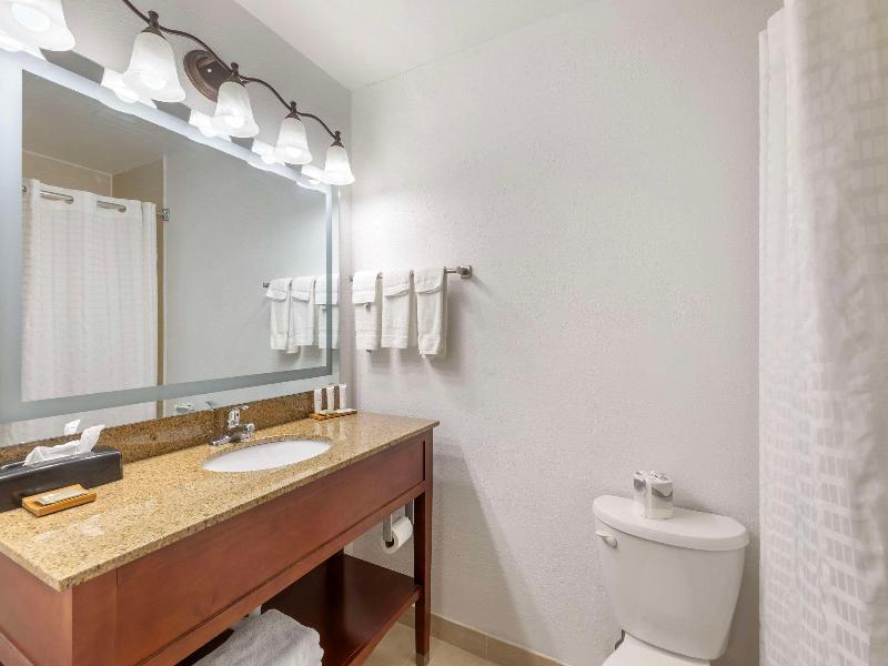 Country Inn & Suites by Radisson, St. Peters, MO image