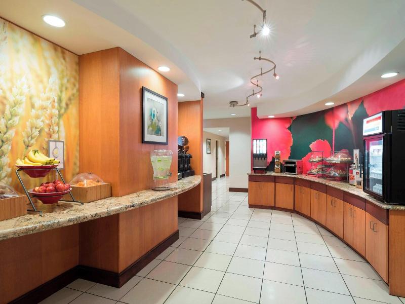 Fairfield Inn And Suites By Marriott State College image