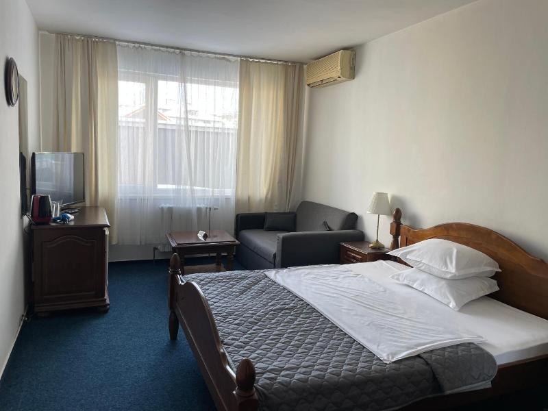 Hotel Rotasar image
