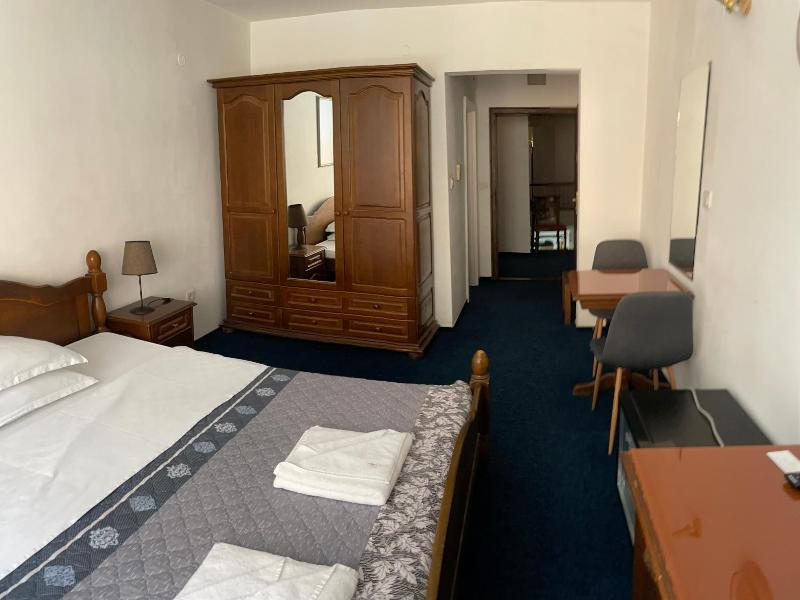 Hotel Rotasar image