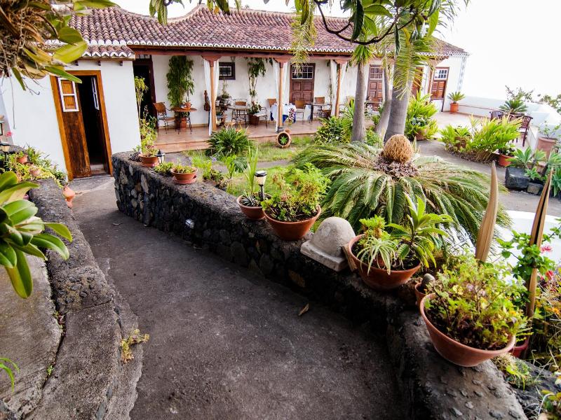 Arminda image