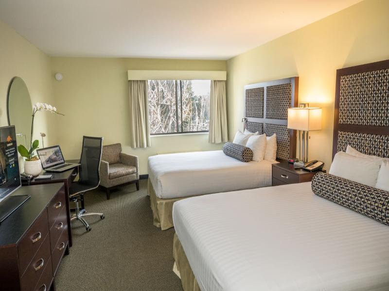 Maple Tree Inn image