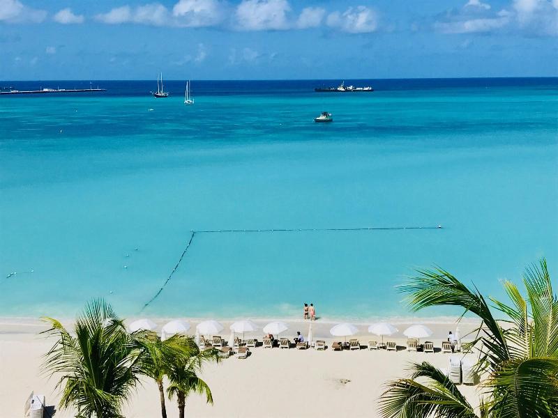 Holland House Beach Hotel image