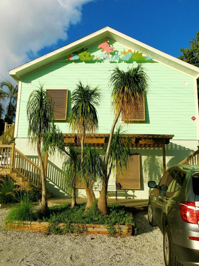 Haley's Motel image